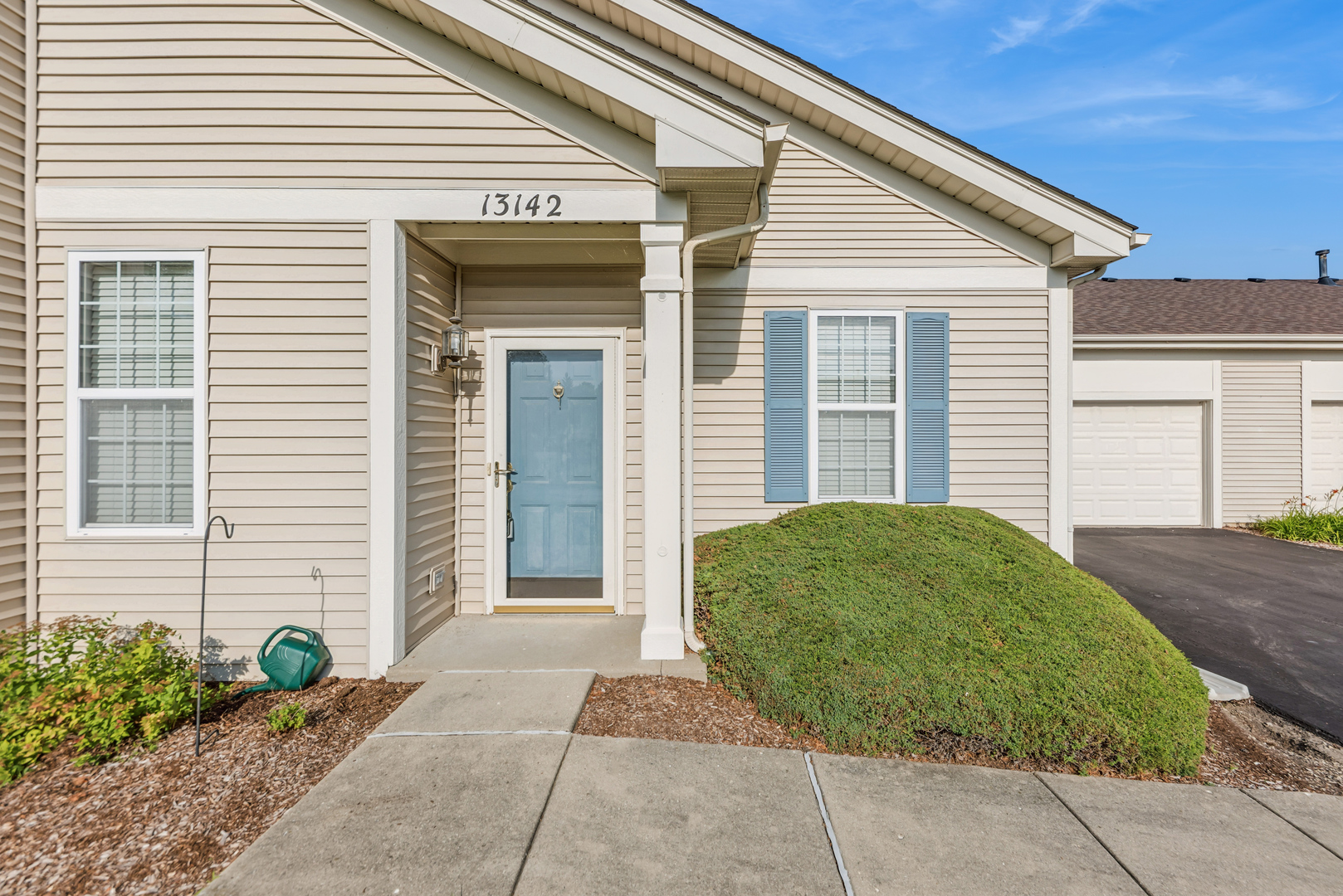13142 W Sheffield Lane
