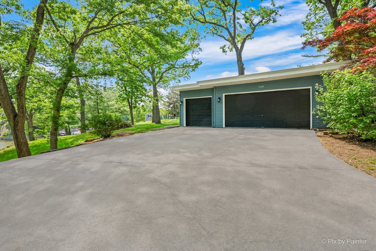 368 Holiday Drive