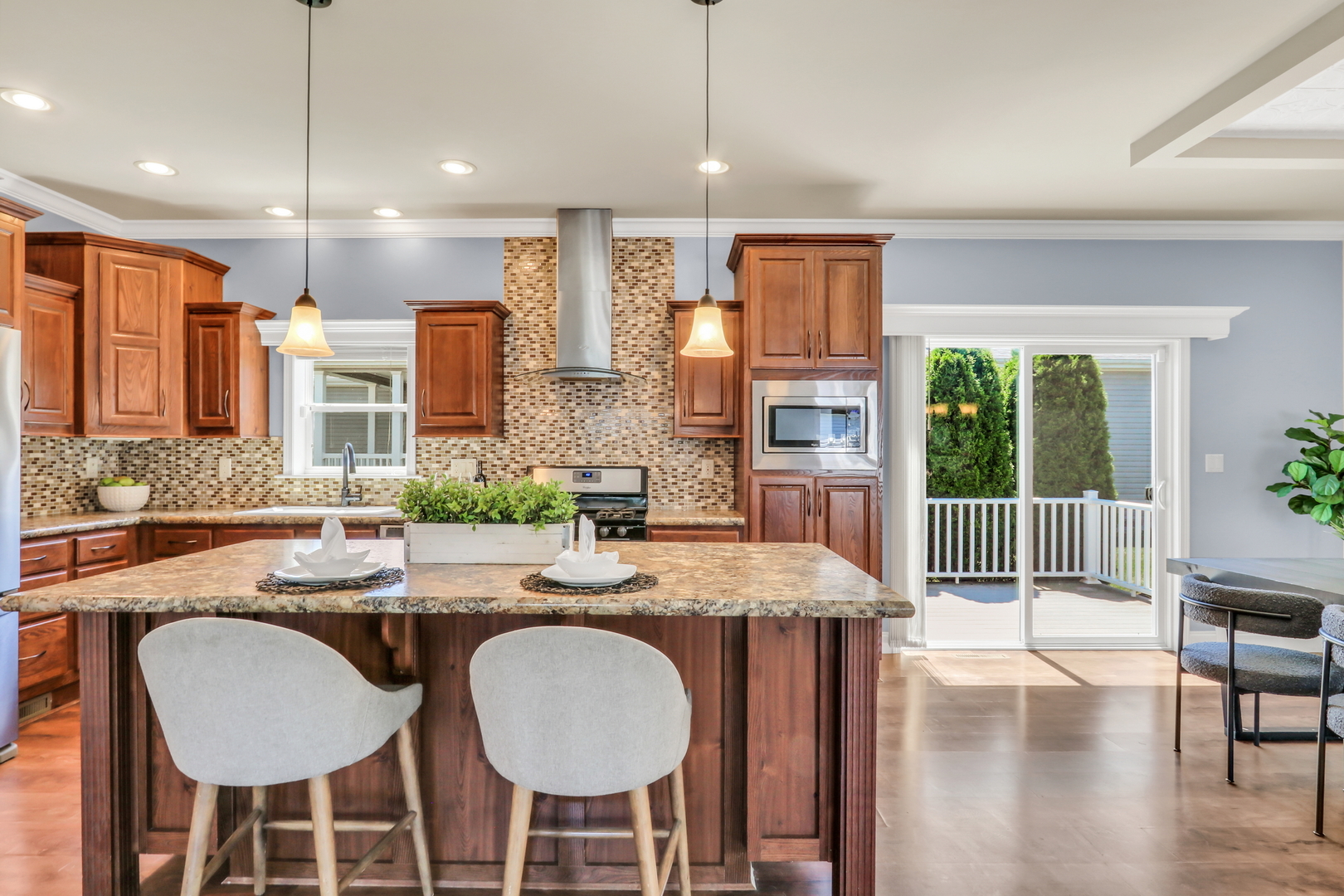 1810 Blue Ribbon Lane