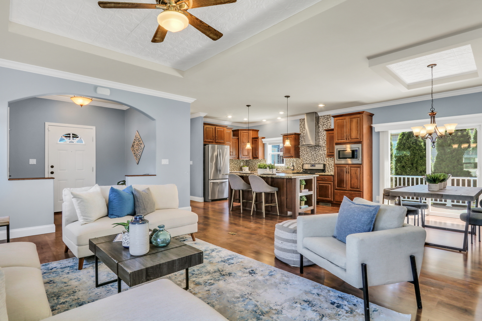 1810 Blue Ribbon Lane