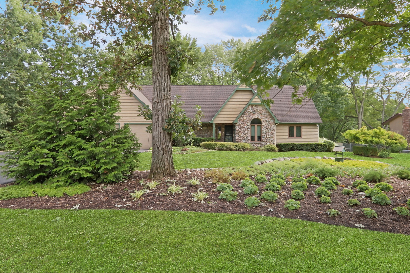 25139 W Caine Road