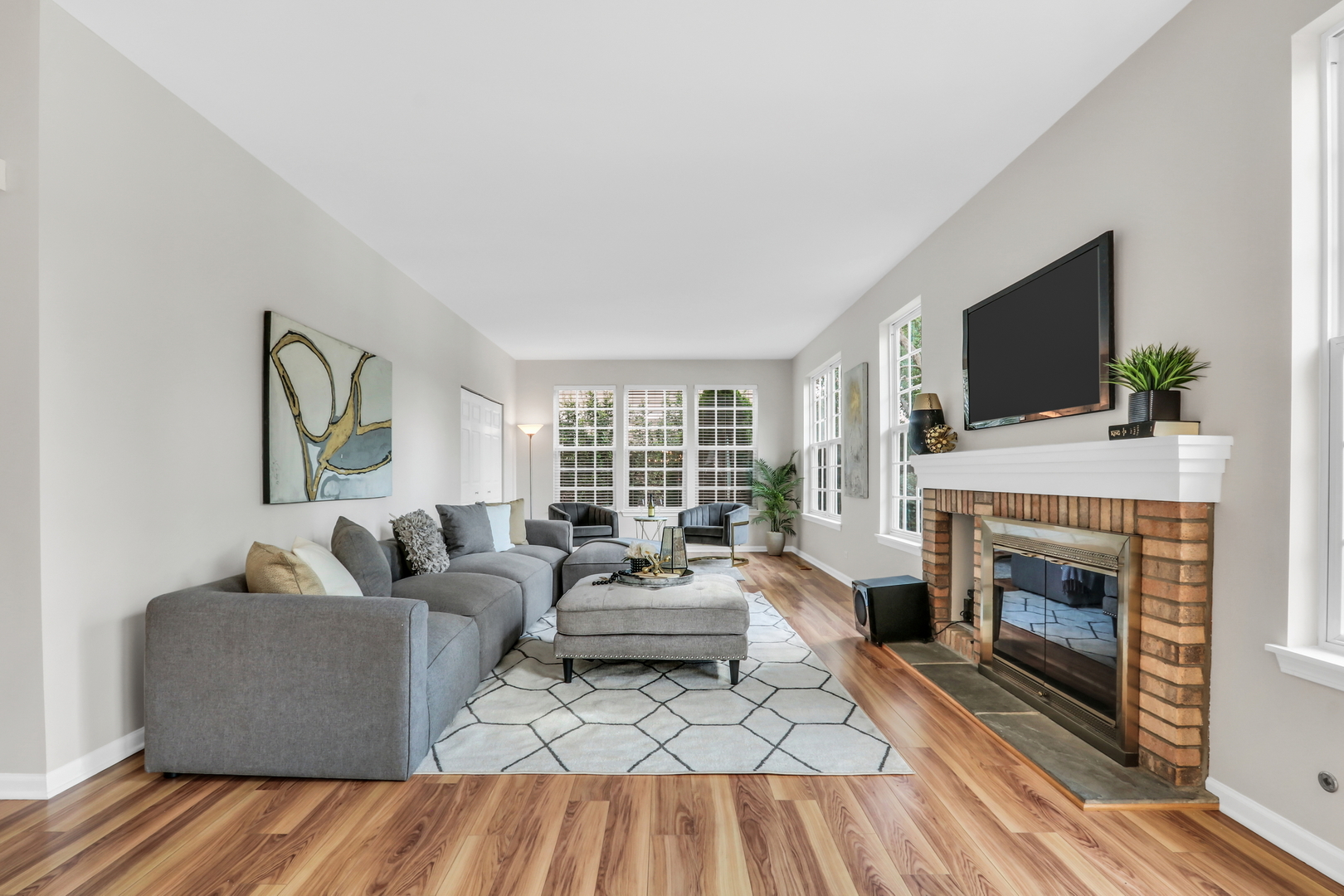 1140 Oakmeadow Court