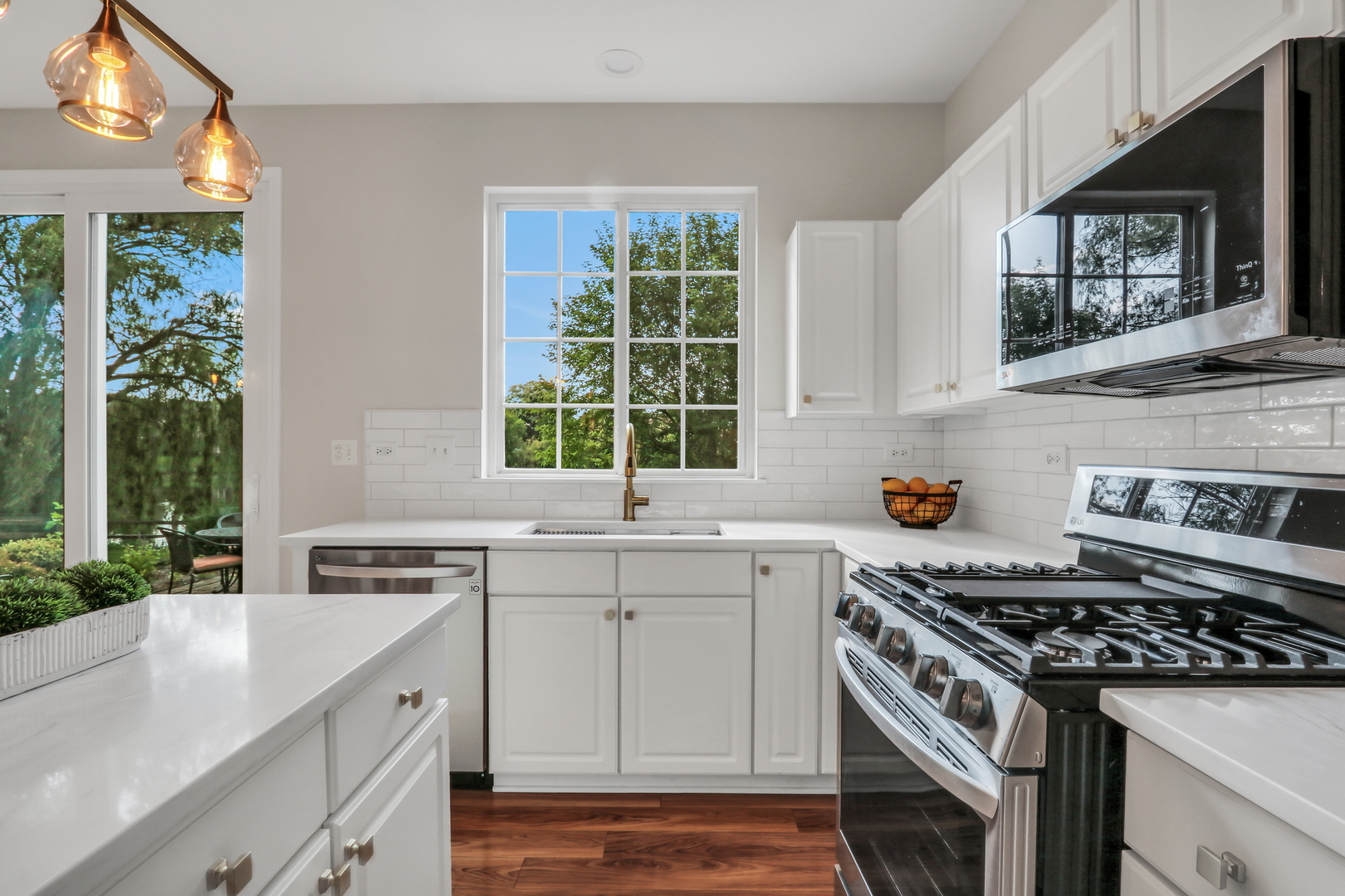 1140 Oakmeadow Court