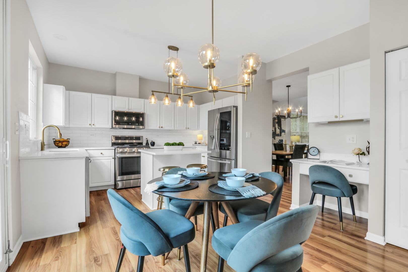 1140 Oakmeadow Court