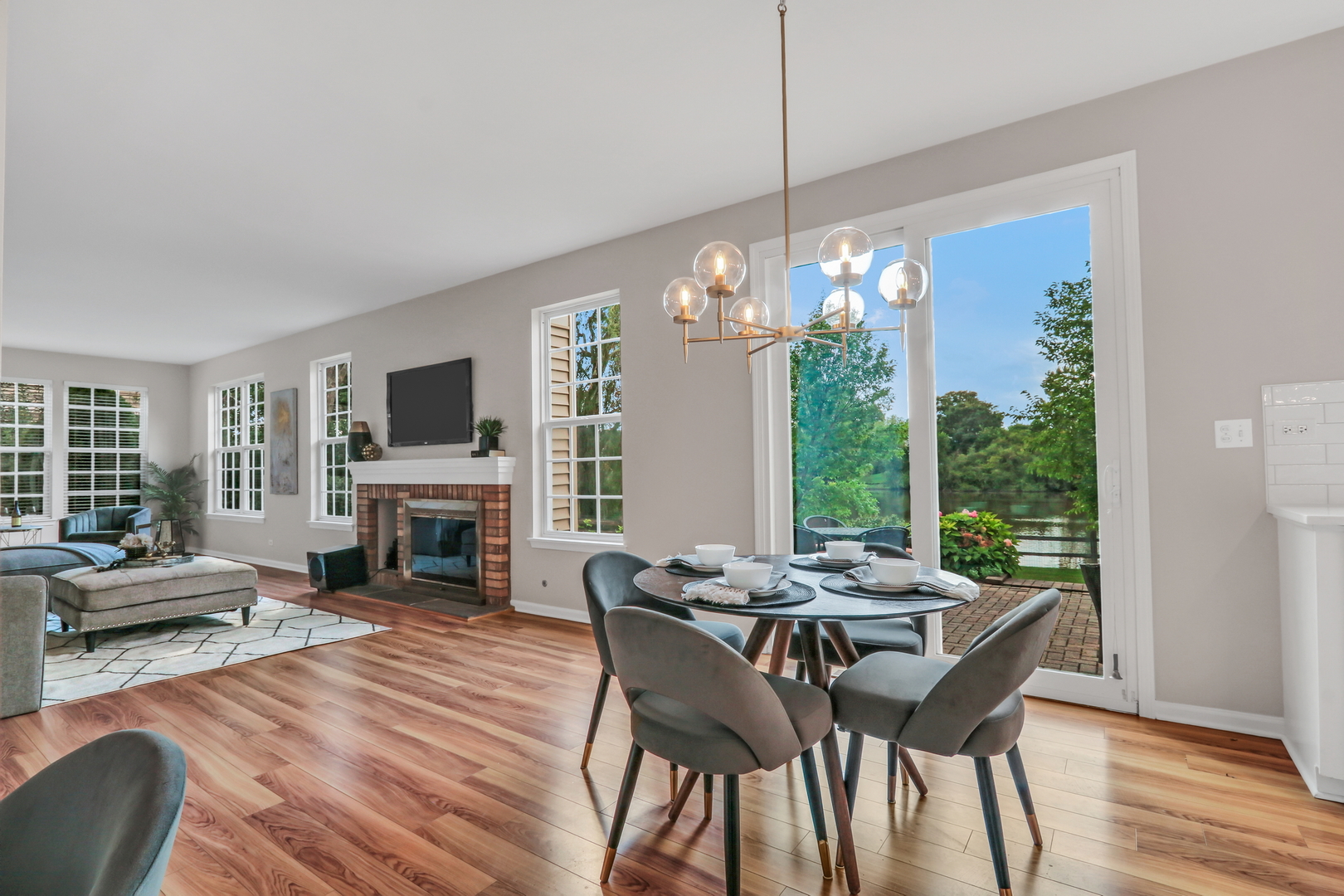 1140 Oakmeadow Court