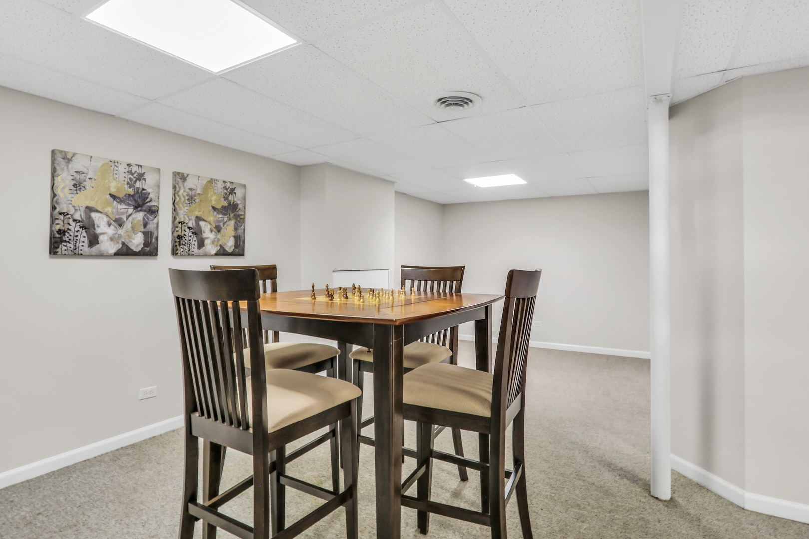 1140 Oakmeadow Court