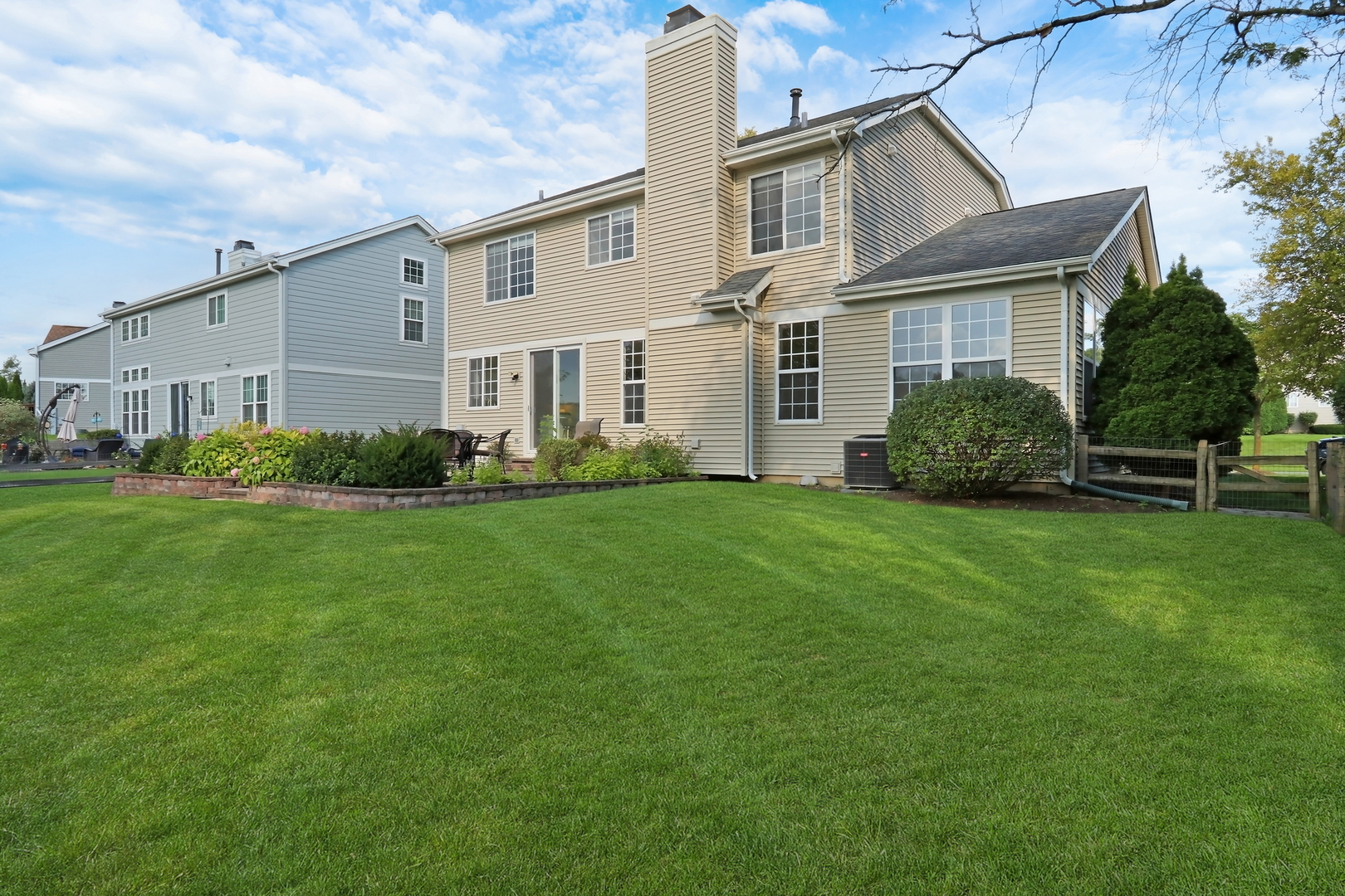 1140 Oakmeadow Court
