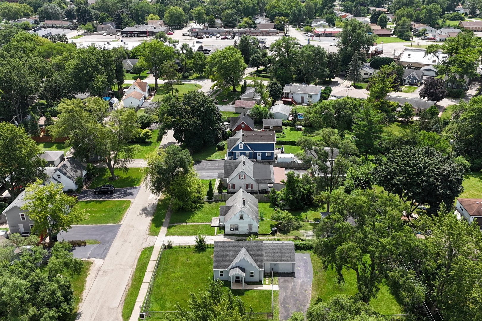 901 Flintwood Court