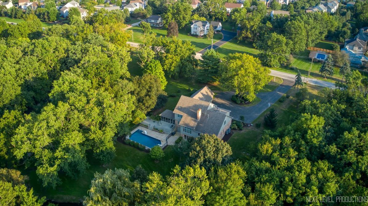3663 Wolf Road