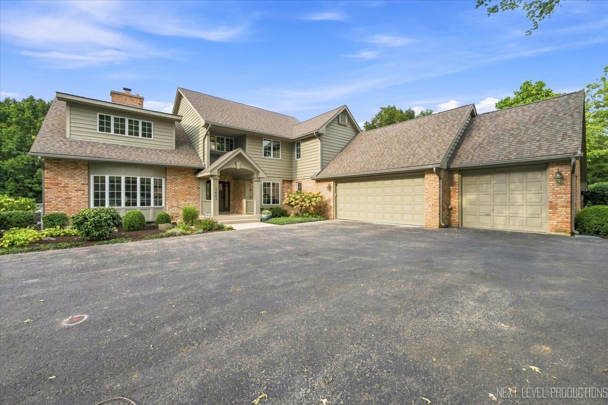 3663 Wolf Road