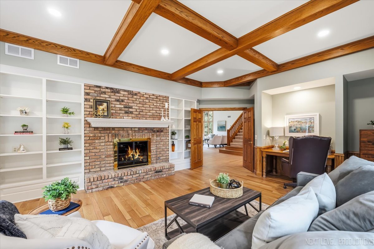 3663 Wolf Road