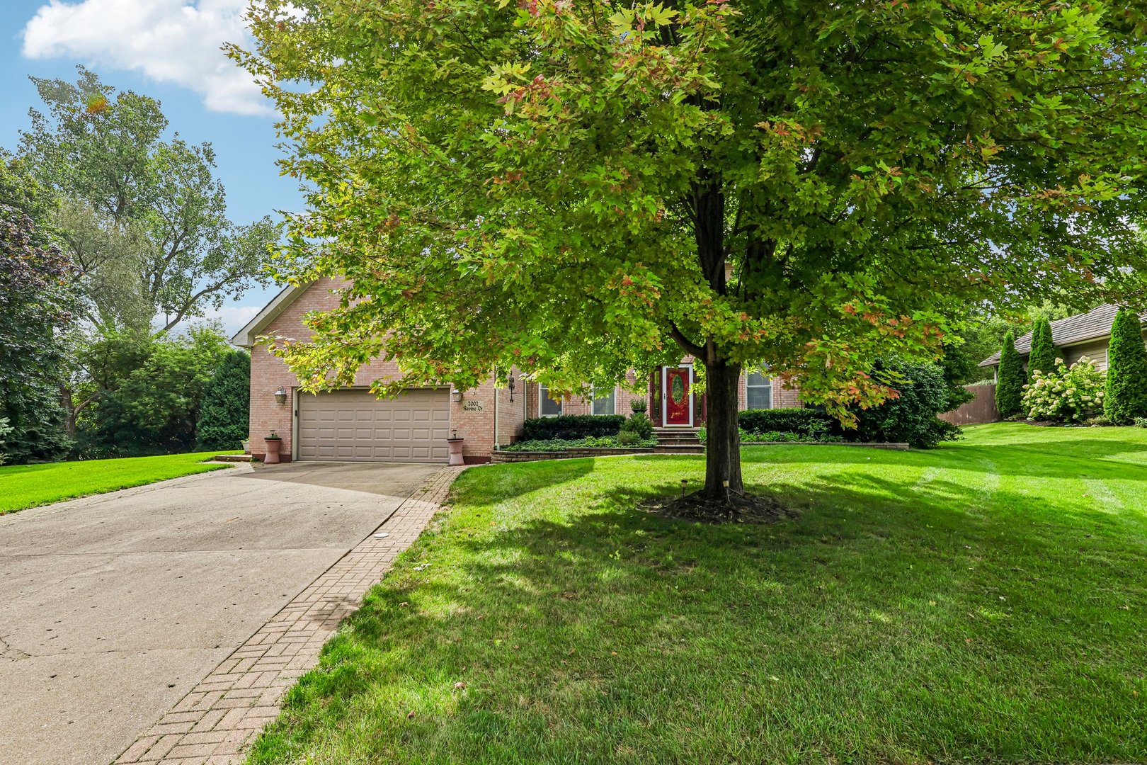 2002 Ravine Drive