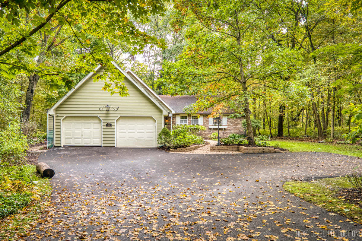 36W584 Wild Rose Road