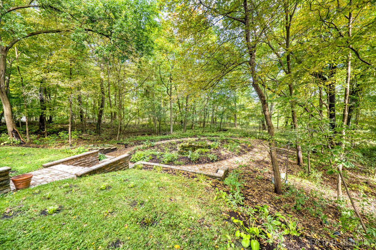 36W584 Wild Rose Road