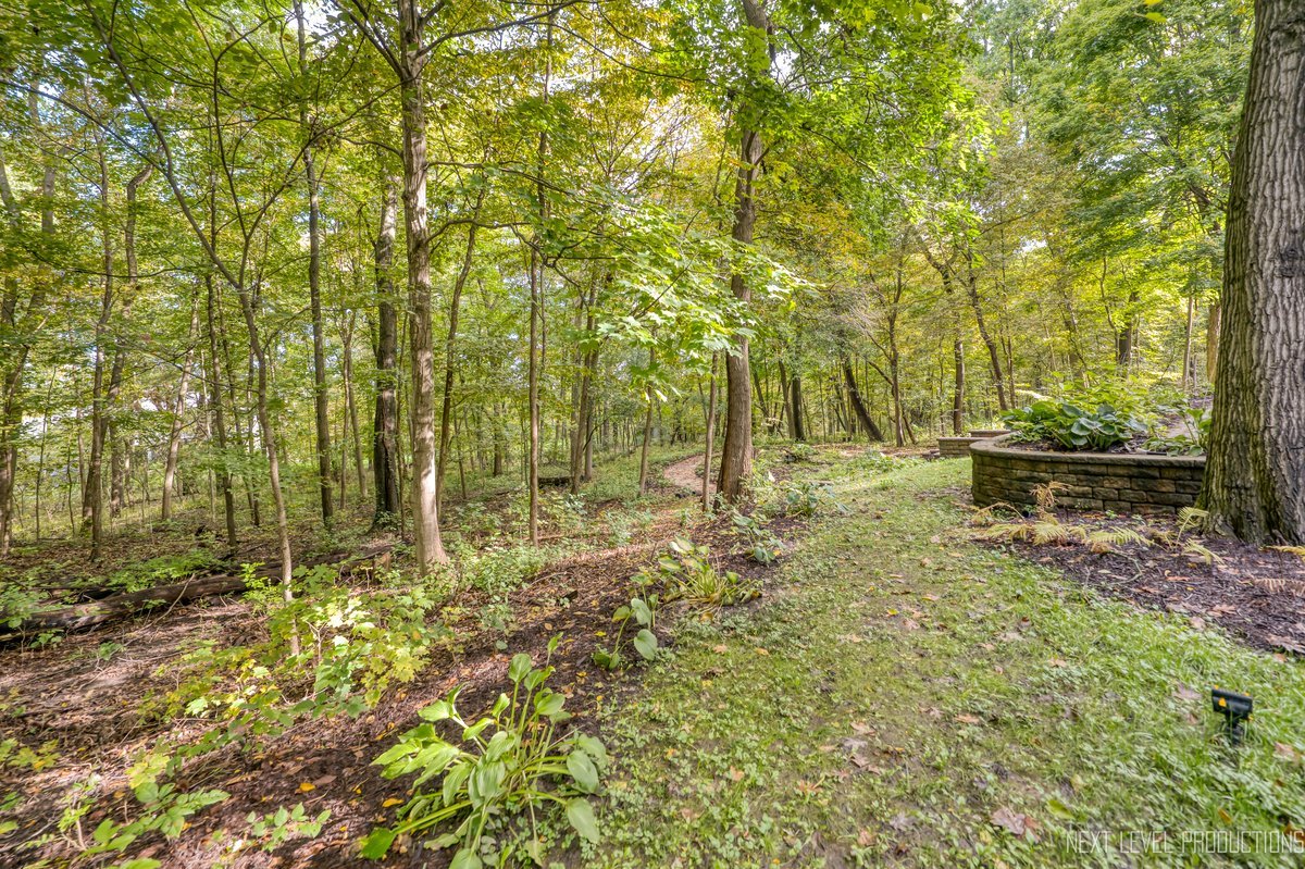 36W584 Wild Rose Road