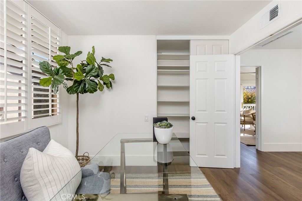 1933 Port Bristol Cir