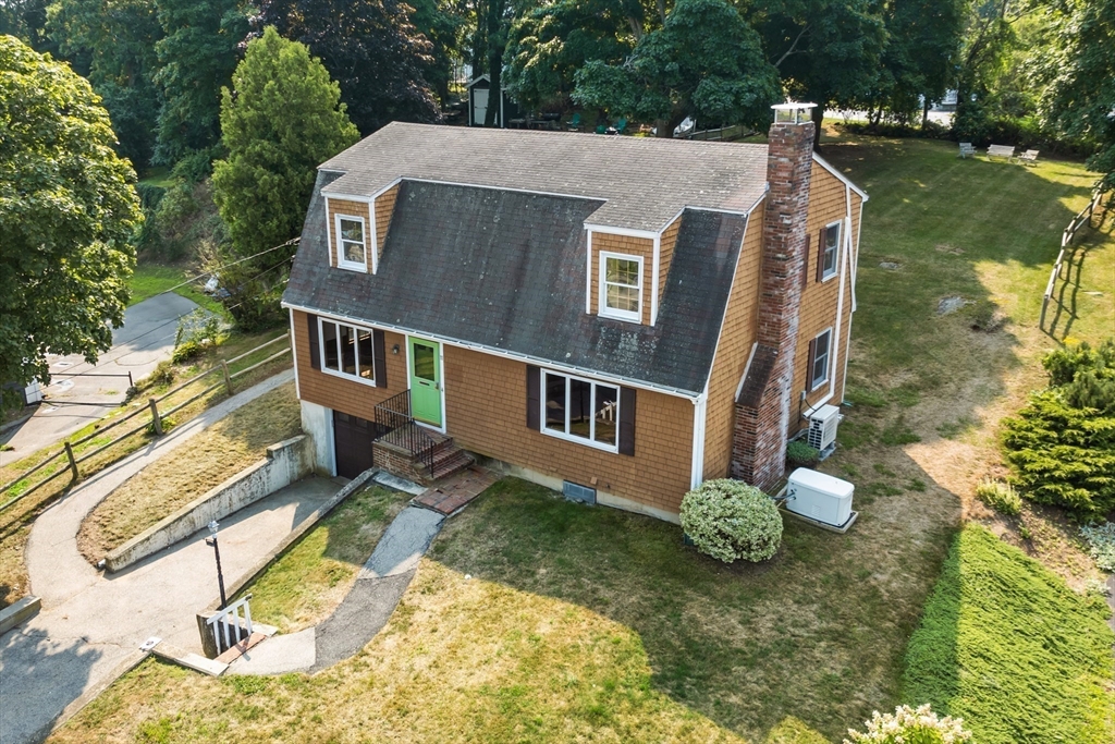11 Eastern Ave
