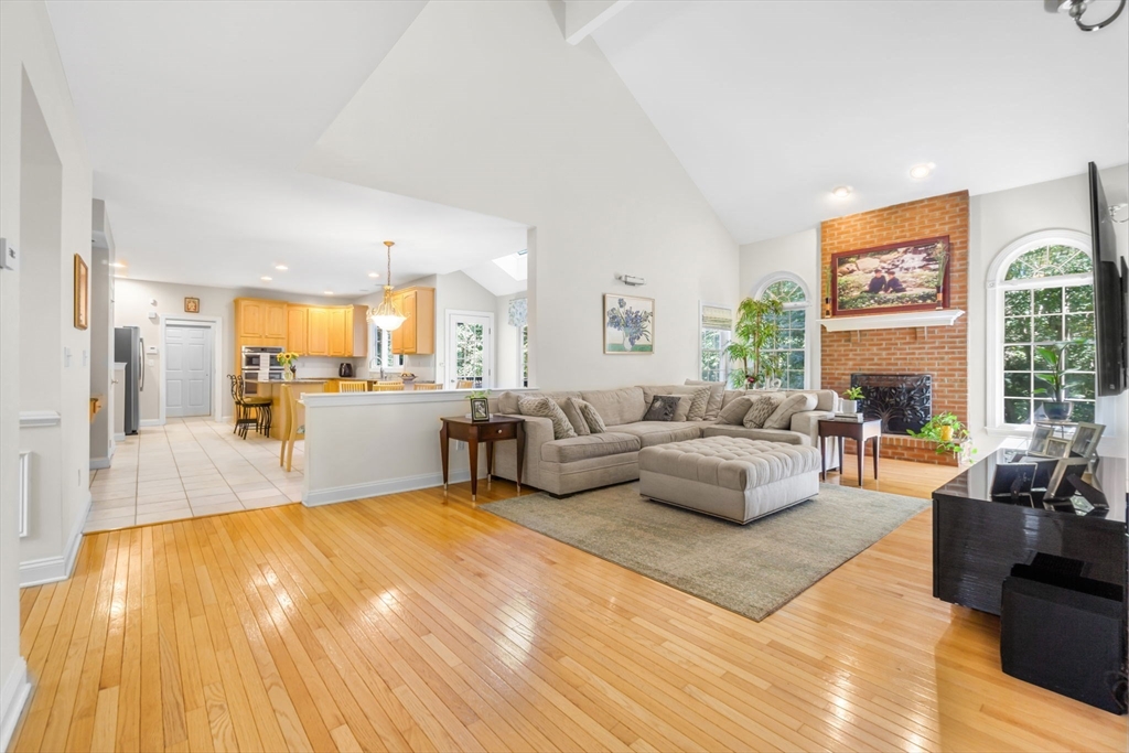 46 Greenwood Rd