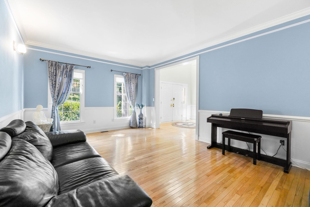 46 Greenwood Rd