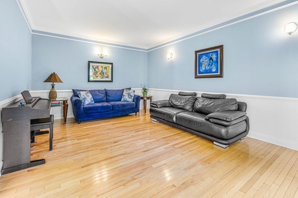 46 Greenwood Rd