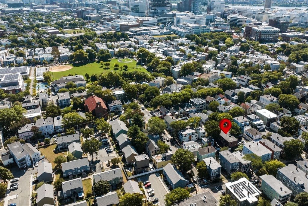 2 Livermore Pl