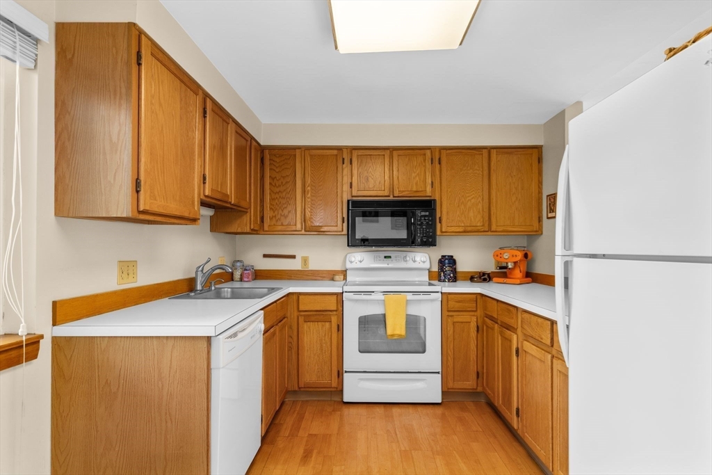 208 Perham St # 208