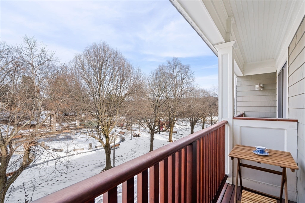 111-121 Green St # 302