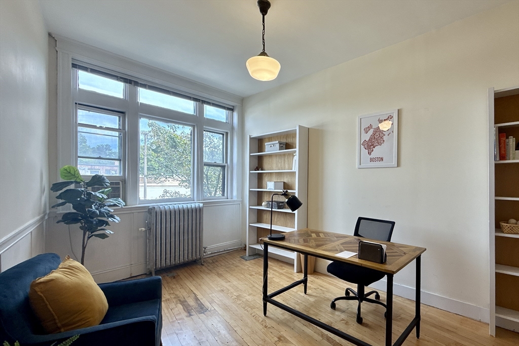 685 Centre St # 209