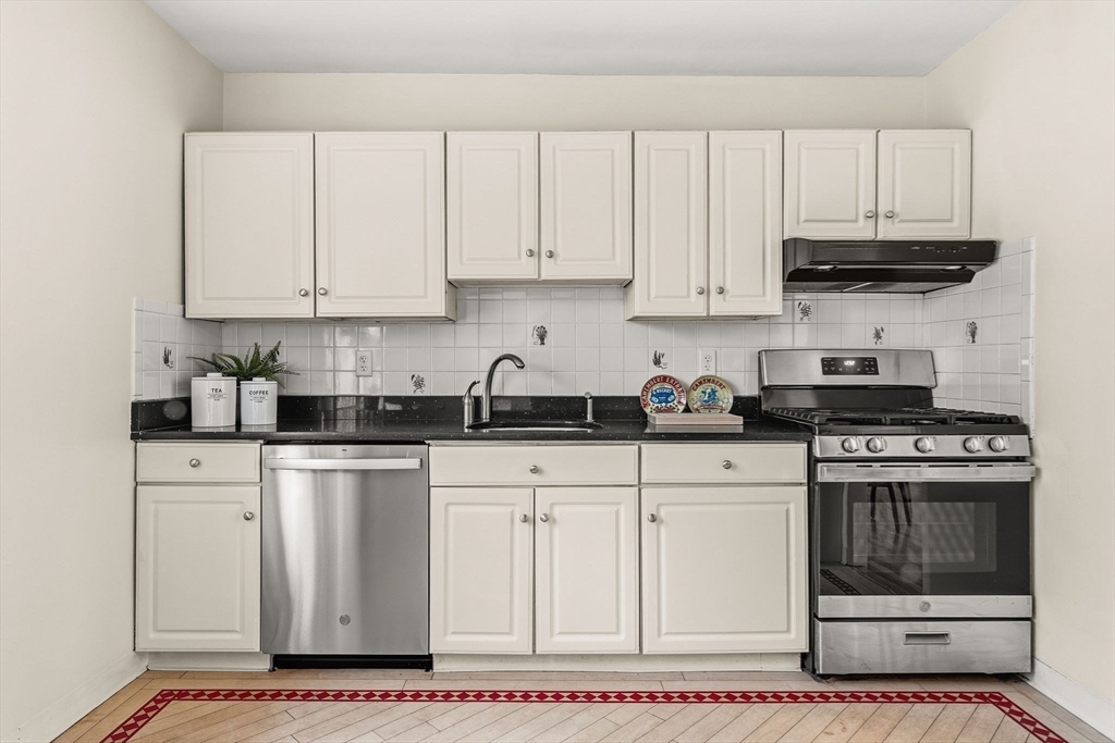 125 Farragut Rd # 35