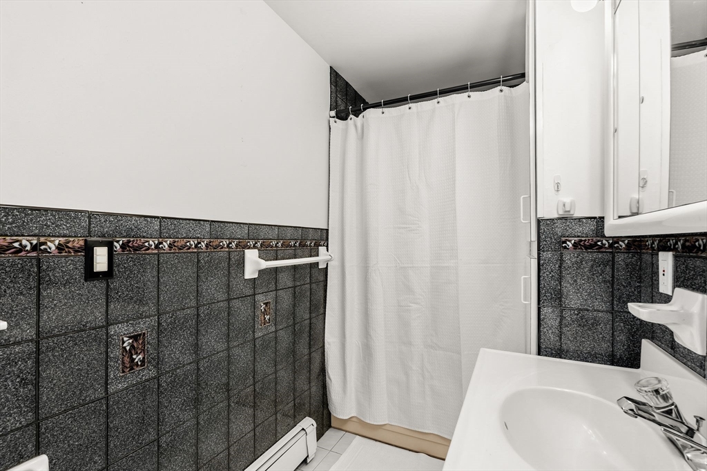 105 Chesbrough Rd