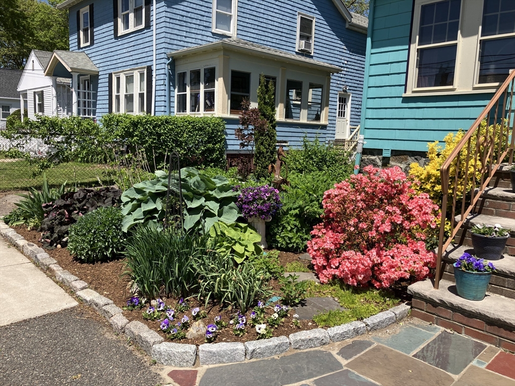 105 Chesbrough Rd