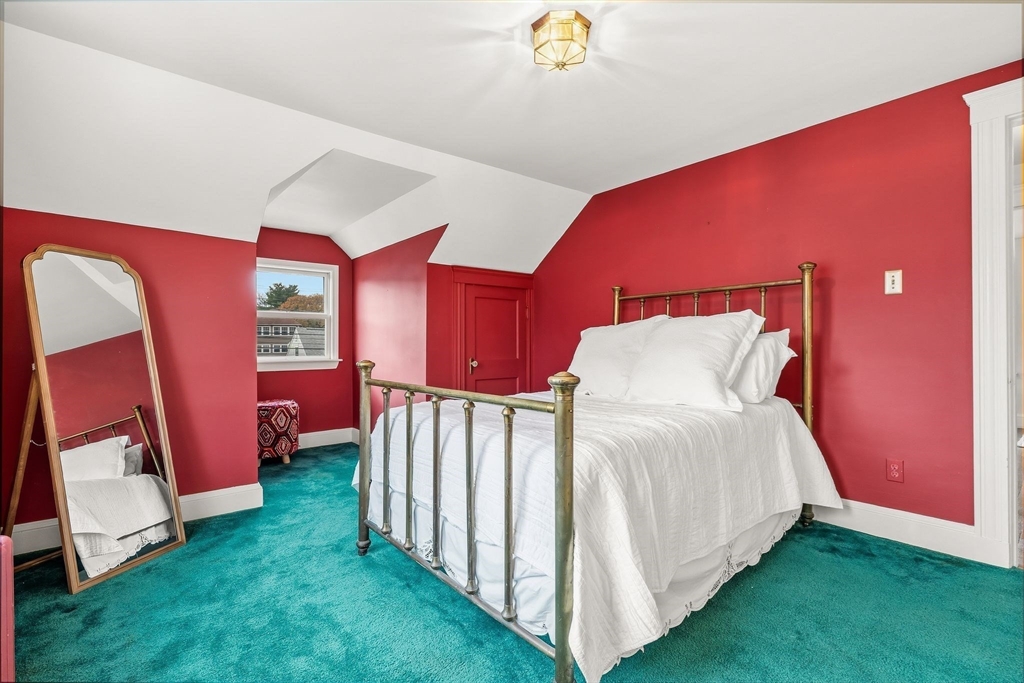 105 Chesbrough Rd