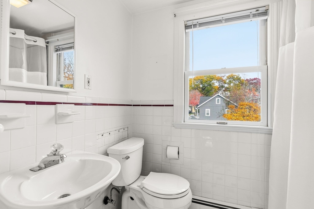 105 Chesbrough Rd