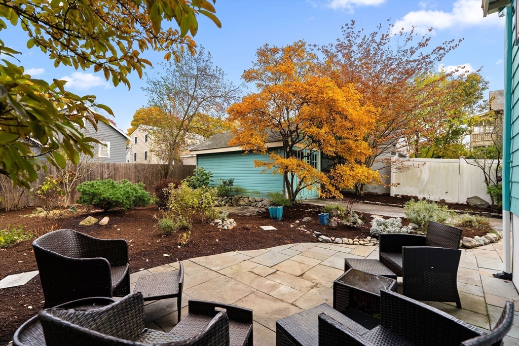 105 Chesbrough Rd
