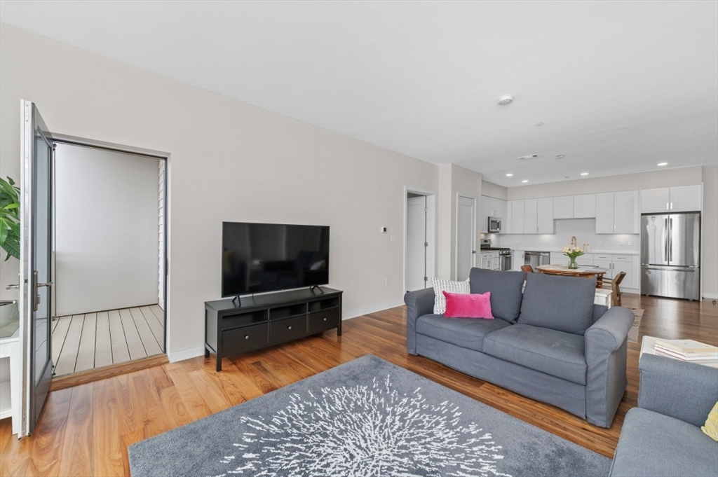 3531 Washington Street # 417