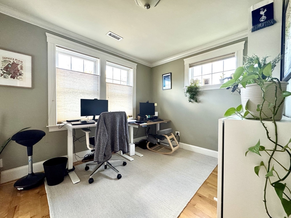 25-27 South Street # 2