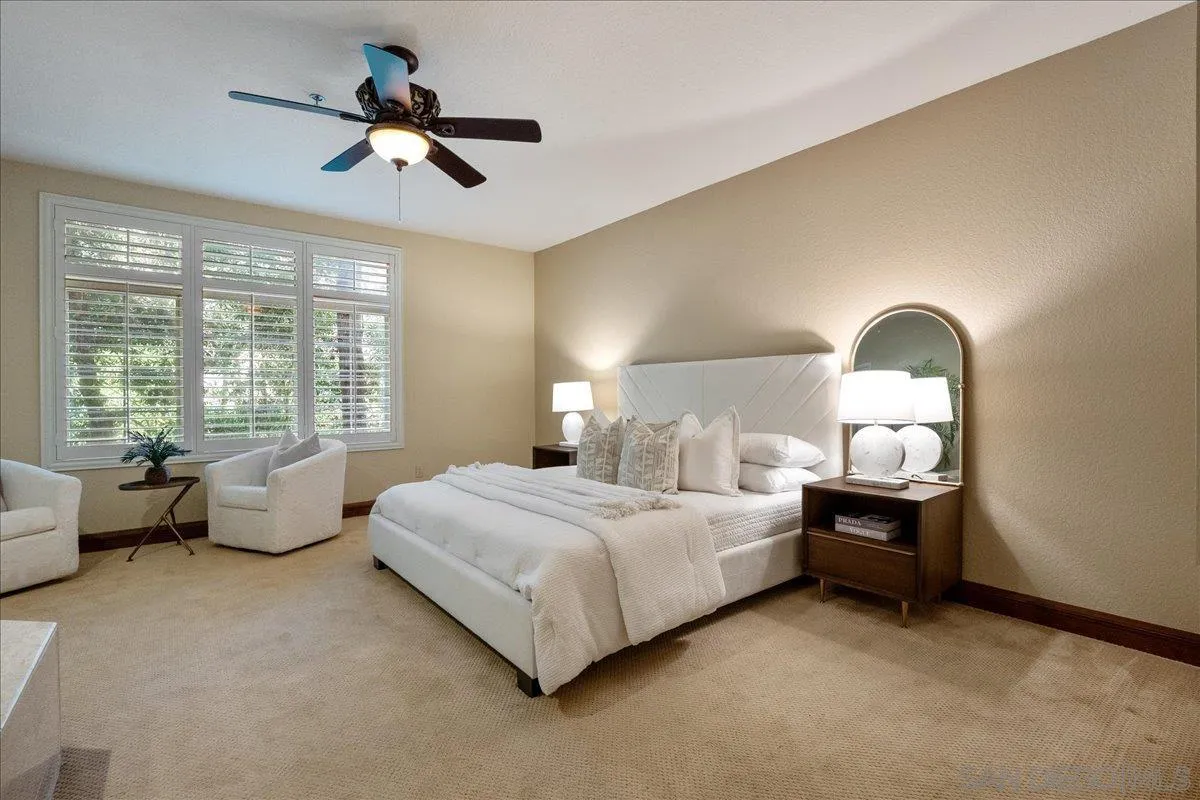 2888 Torrey Pines Rd