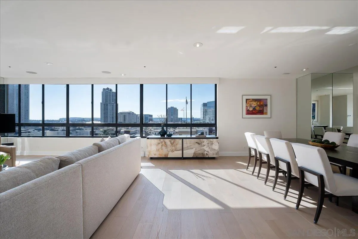 700 Front St Unit 605