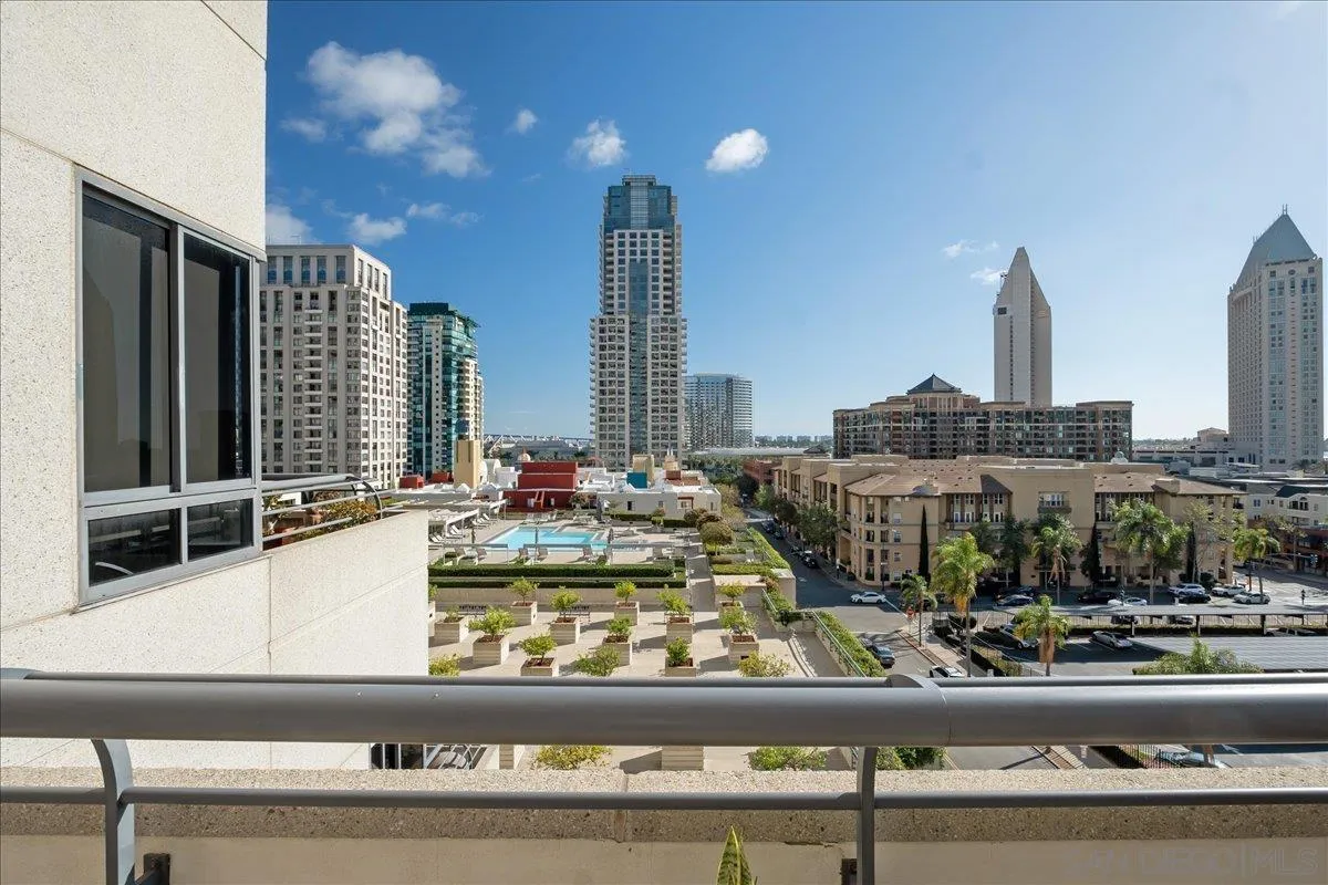 700 Front St Unit 605