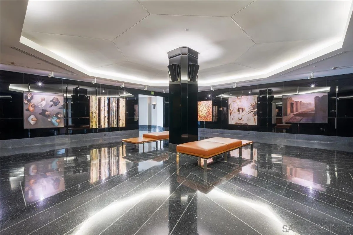 700 Front St Unit 605