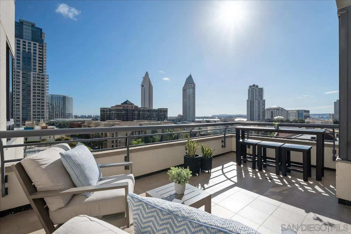 700 Front St Unit 605