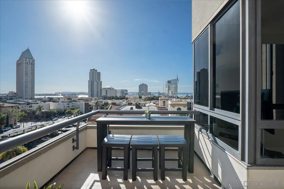 700 Front St Unit 605