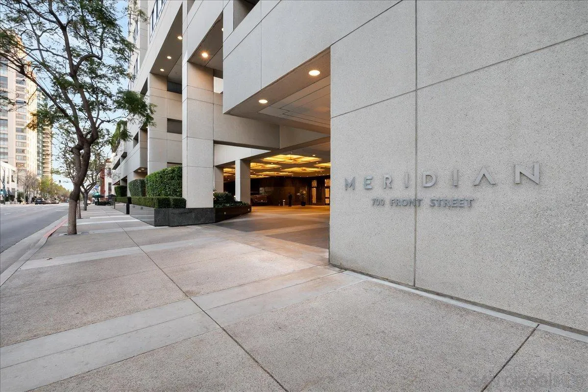 700 Front St Unit 605