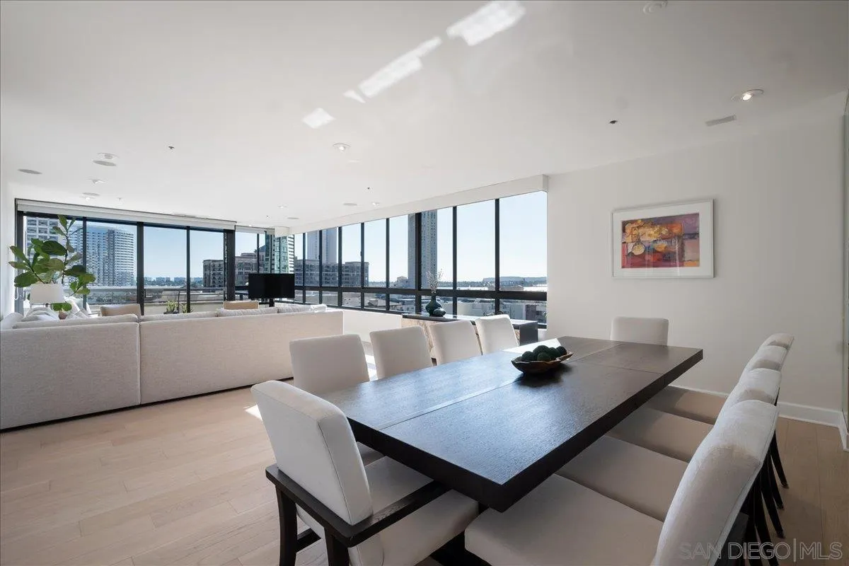 700 Front St Unit 605