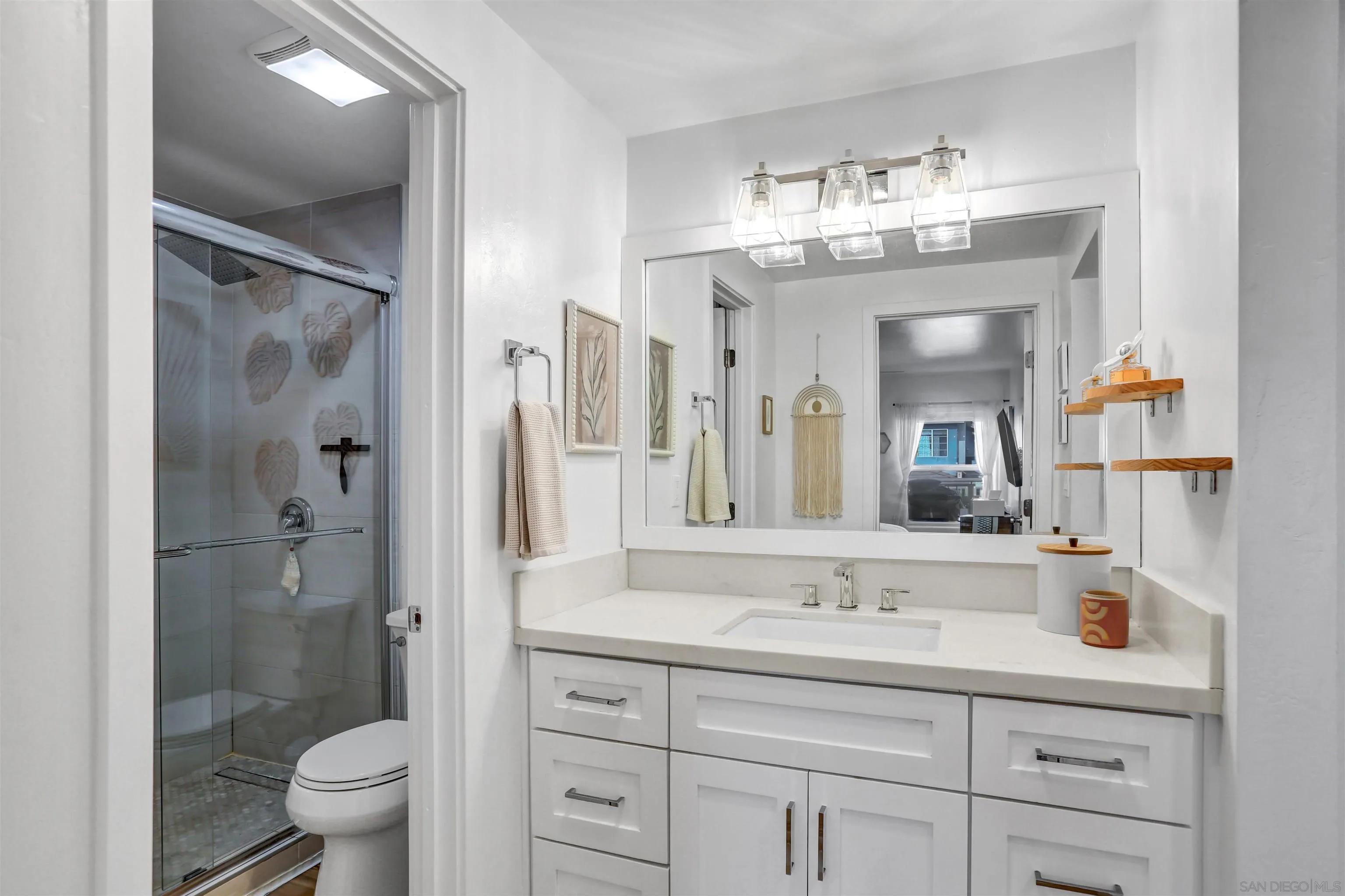 3993 Jewell St Unit B19