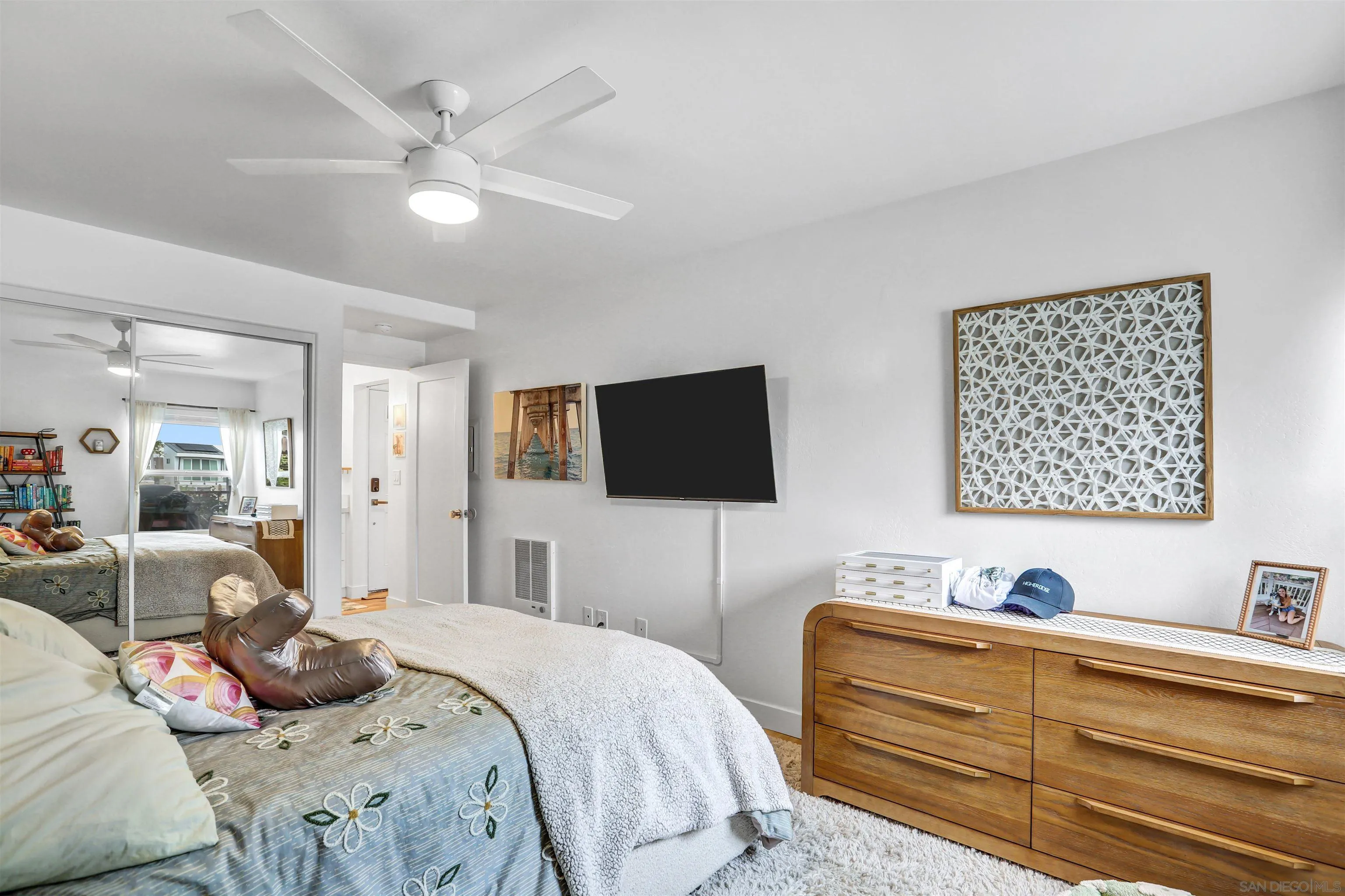 3993 Jewell St Unit B19