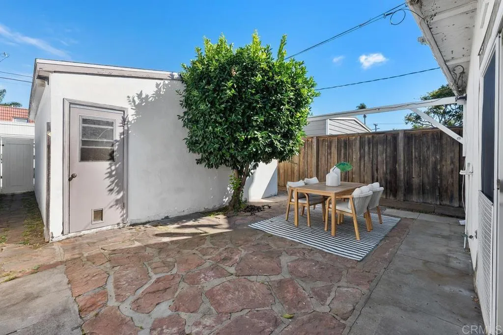 139 I Avenue