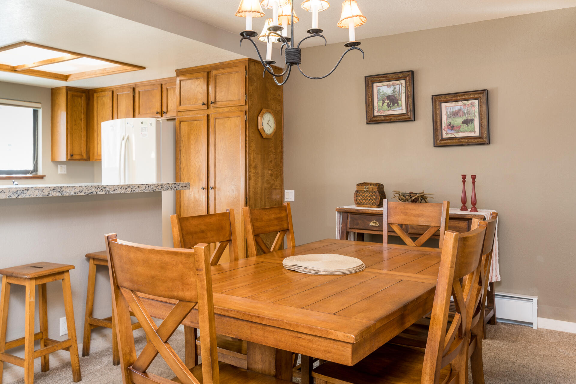 2698 Ridge Lane, 98
