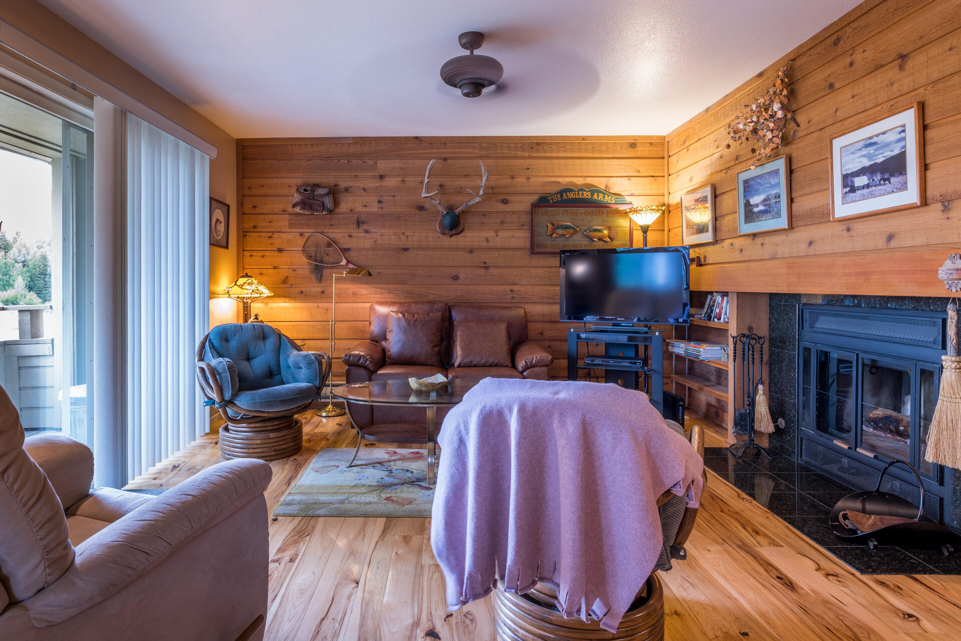 4015 BLUFF CONDO Dr