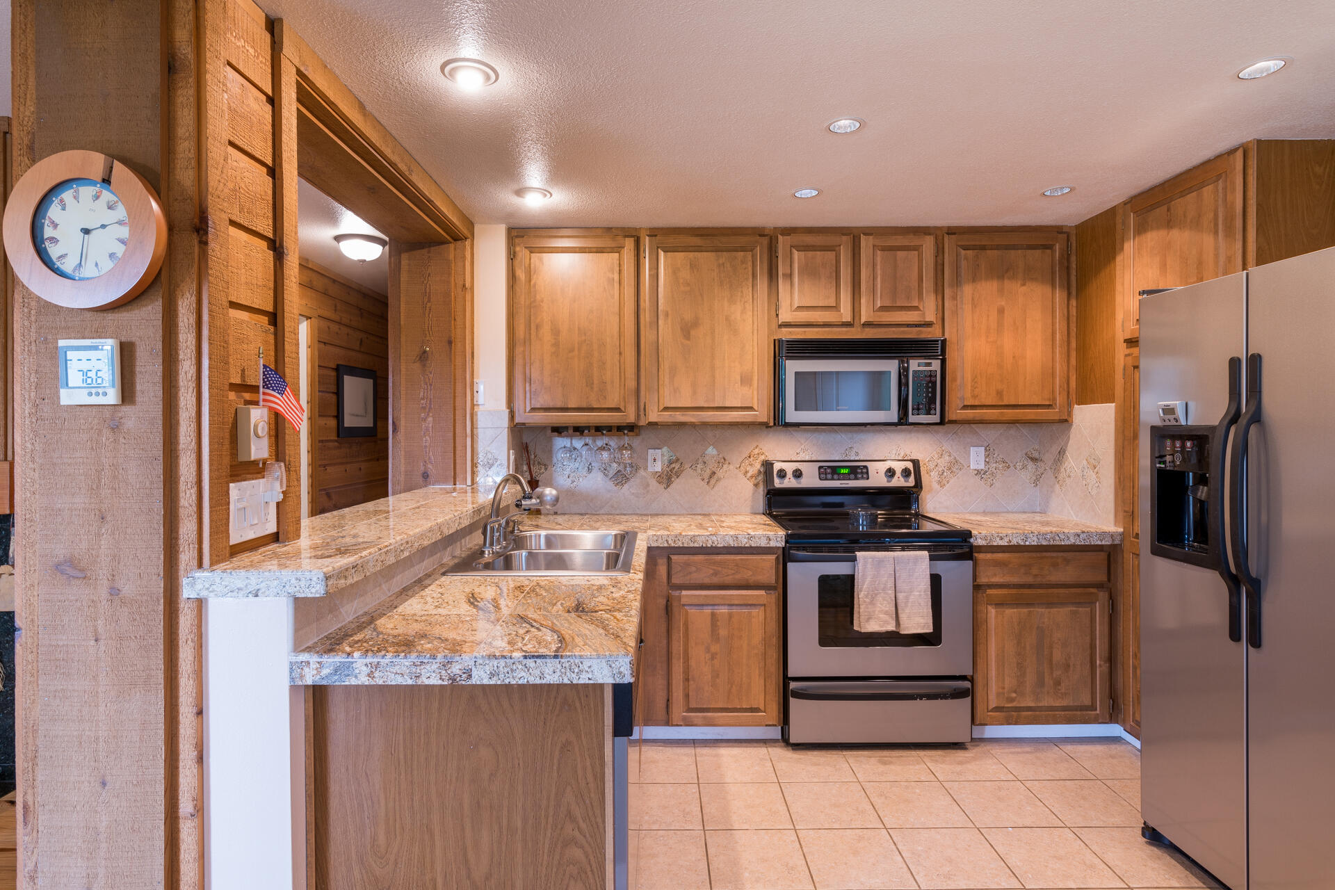 4015 BLUFF CONDO Dr